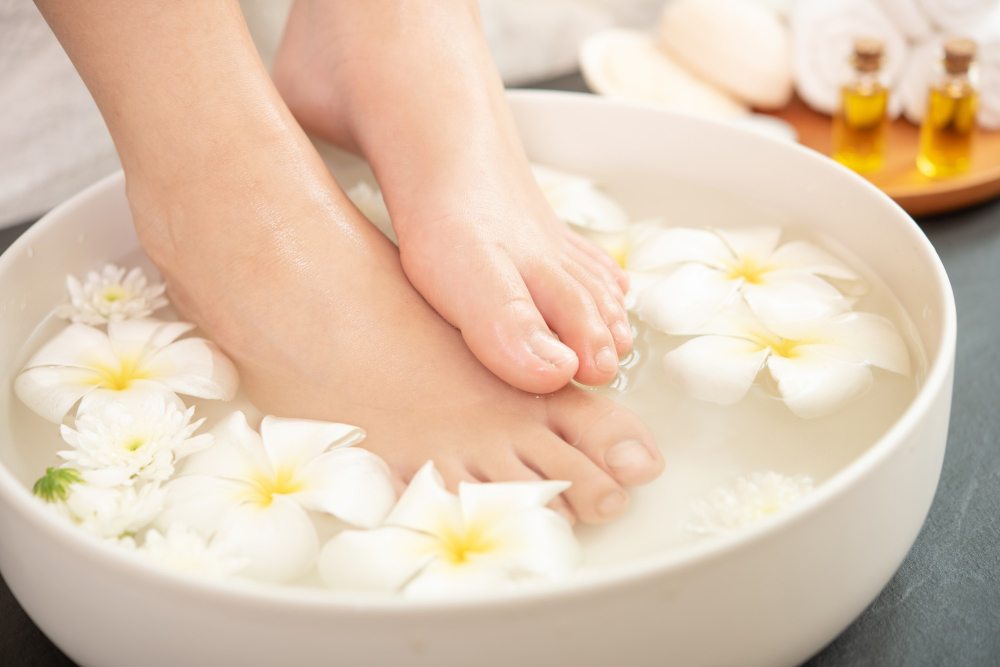 spa-treatment-product-female-feet-hand-spa